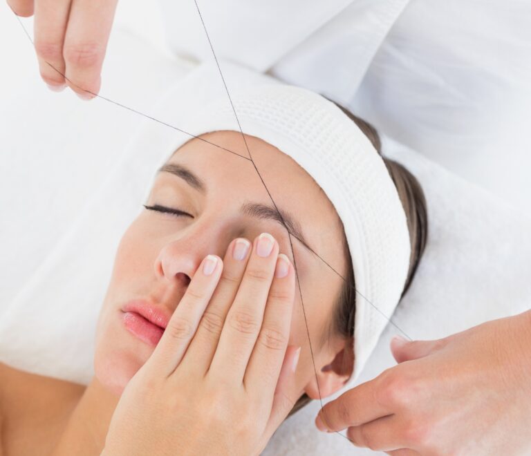 Depilación con hilo: el secreto mejor guardado para unas cejas perfectas (y una piel feliz)